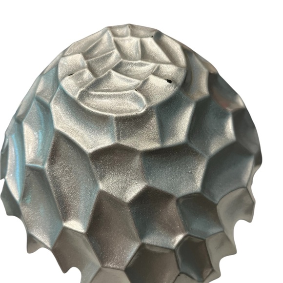 Dinosaur Egg Turtle Shell Iridescent Glass Bowl - Picture 2 of 3